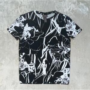 H&M Monochrome Patterned Floral black/White Design Men’s XS T-Shirt